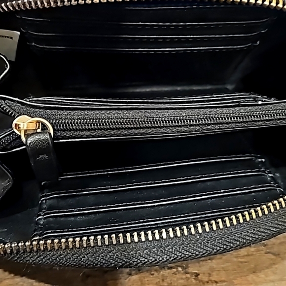 Elizabeth and James Aztec Print  Wristlet - Picture 7 of 7